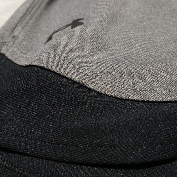 Under Armour shorts - Picture 3 of 4